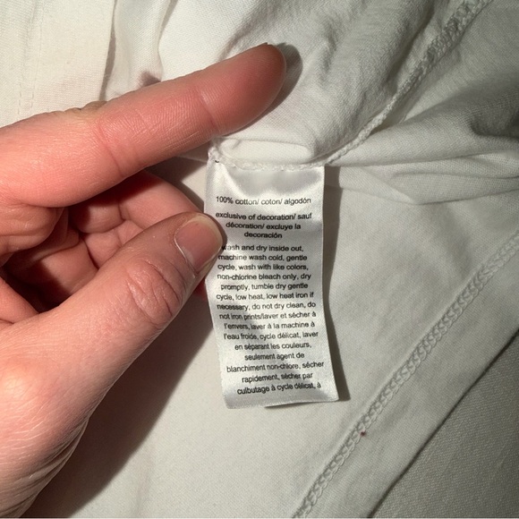 Vintage Tommy Hilfiger Cropped T-Shirt - Size XS - Picture 6 of 7